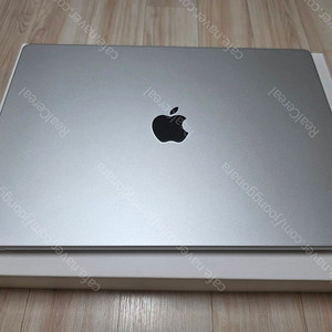 맥북프로 M1 max 16인치 32GB 1TB 팝니다 (애플케어 25년 10월)