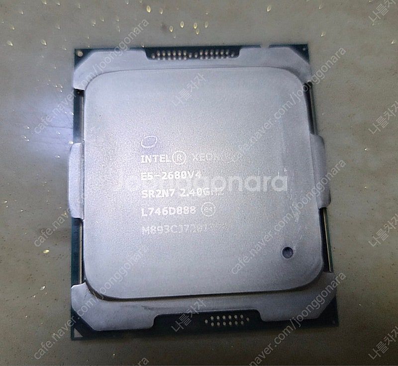 인텔 제온 E5-2680V4 CPU--0