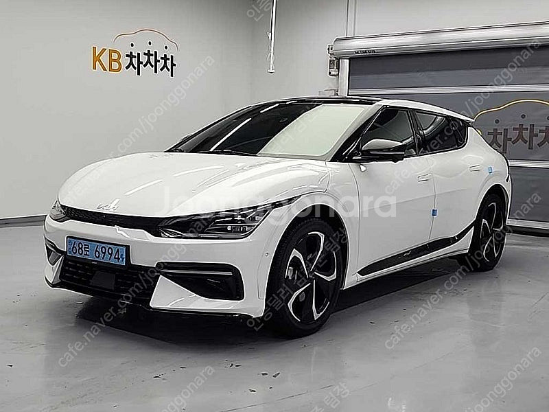 EV6 중고 EV6 중고차 흰색 2022년식 89,33...--0