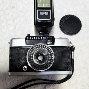 올림푸스-PEN EE-3(A급,필름을2배로 사용하는 하프카메라),셀레늄 노출정상,후레쉬.