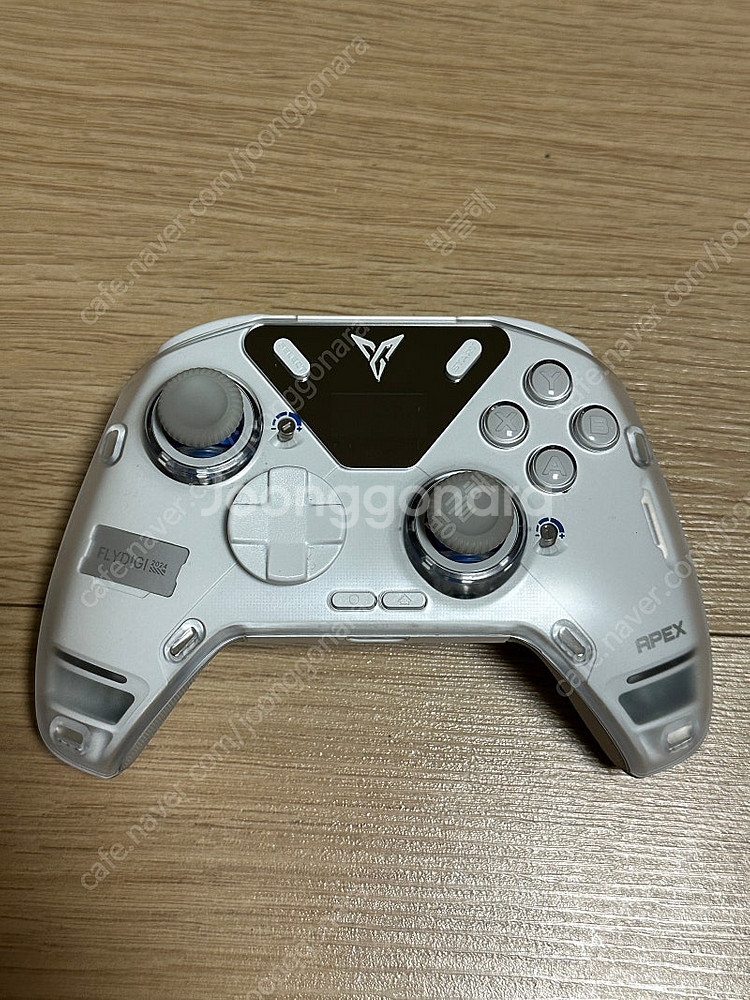 Flydigi Apex 4 컨트롤러 (충전독 포함)--0