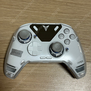 Flydigi Apex 4 컨트롤러 (충전독 포함)