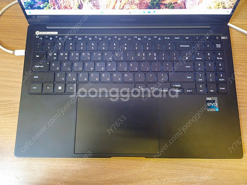 갤럭시 북 2 프로 5G 인텔 12세대 판매합니다.--2