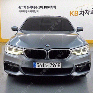 BMW 5시리즈 중고 BMW 530i 중고 5시리즈 중고차 회색 2017년식 530i xDrive M 스포츠 플러스 중고차카페