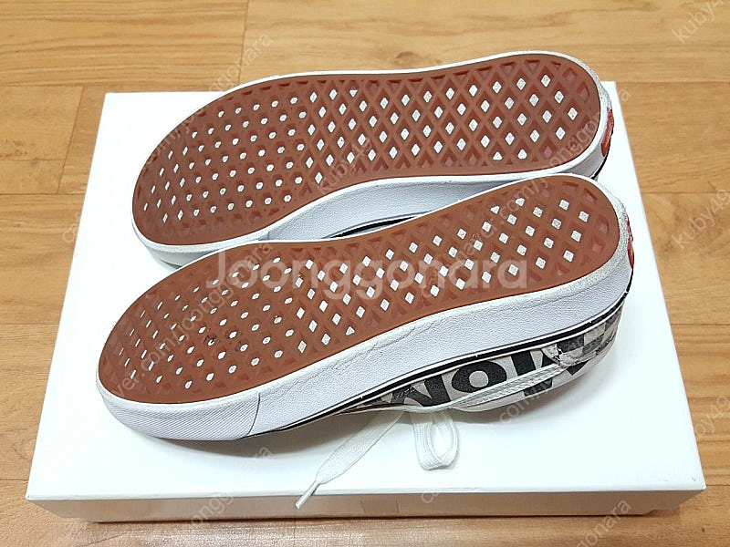 반스 MOMA 컴피쿠시 올드스쿨 스니커즈 250-255--8
