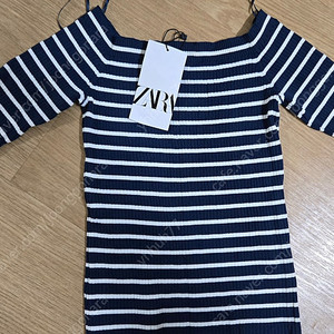 ZARA 크롭니트 M