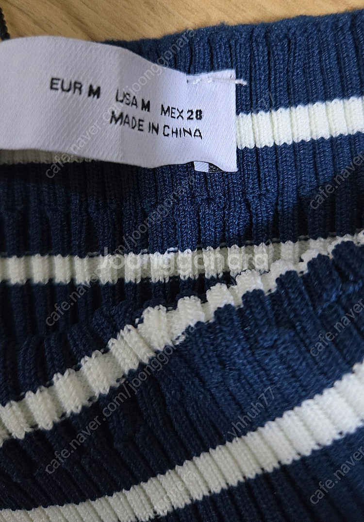 ZARA 크롭니트 M--3