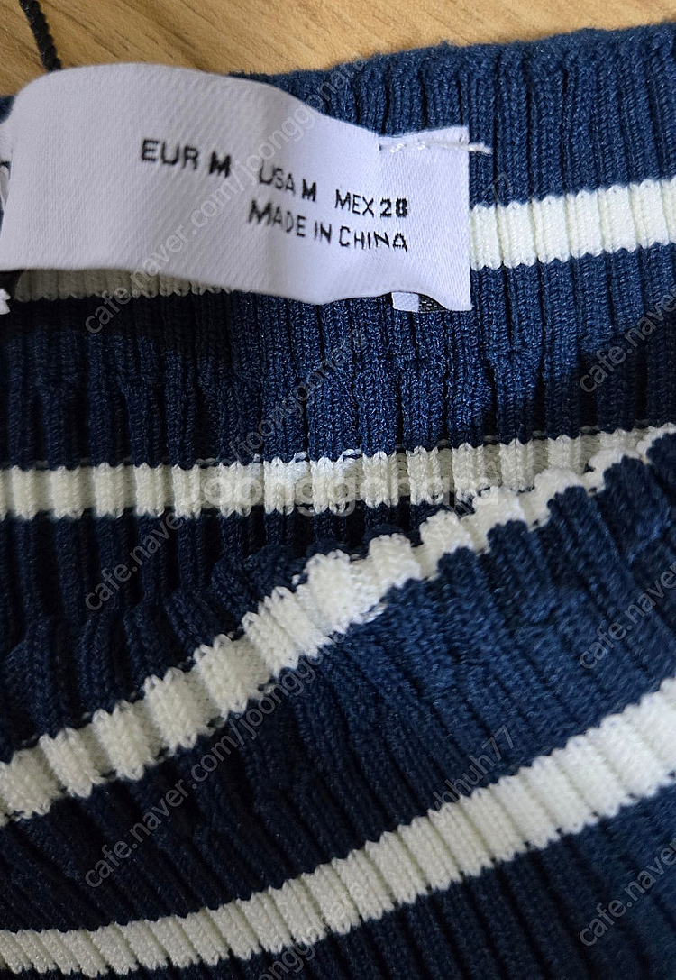 ZARA 크롭니트 M--4