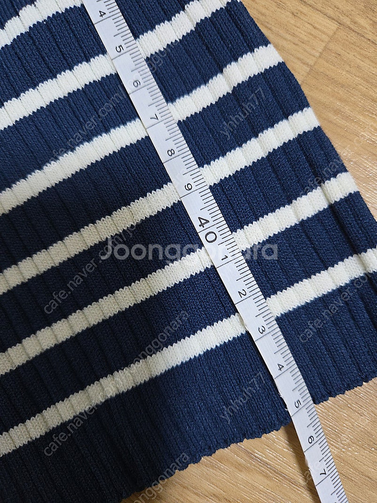 ZARA 크롭니트 M--8