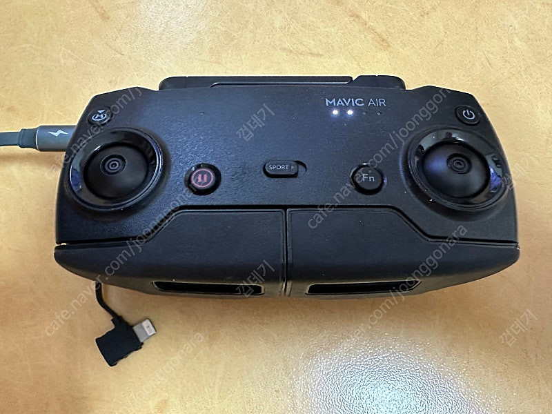 DJI 매빅 에어1 플라이모어 콤보--2