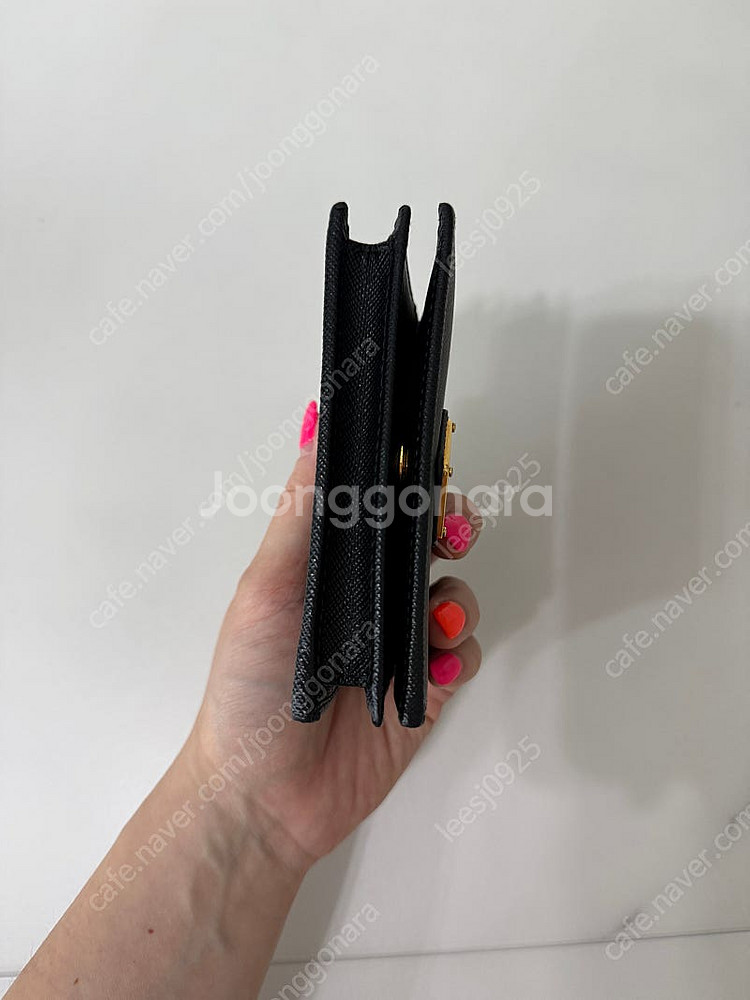 새상품급) 프라다 사피아노 반지갑 팔아요^^--3