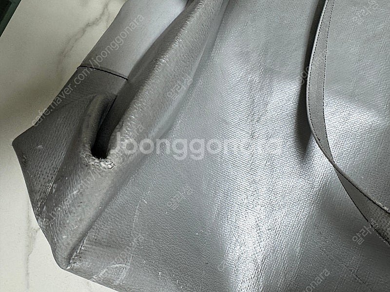 프라이탁 줄리엔 올그레이 판매합니다--2