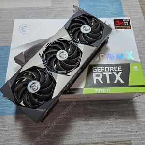 엔비디아 RTX MSI 3090 ti 슈프림x 24g 판매합니다.