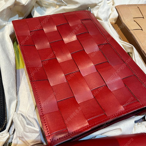 스웨덴 Eduards 미듐 크로스백 Italy Vegetable Tanned Leather