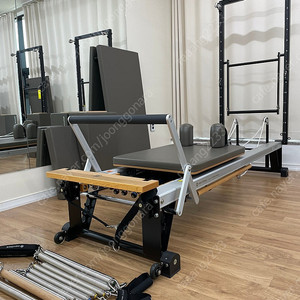 스탓필라테스 V2MAX plus reformer bundle 4set(리포머+타워)