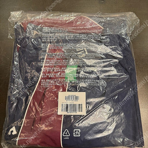 팔라스(Palace) X 갭(GAP) 나일론 트랙 팬츠 네이비 레드 L 사이즈 새제품 판매합니다.