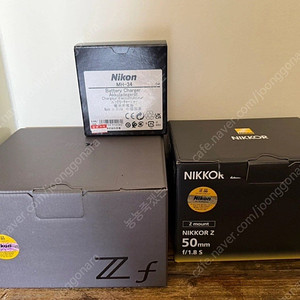 니콘 Zf 카메라