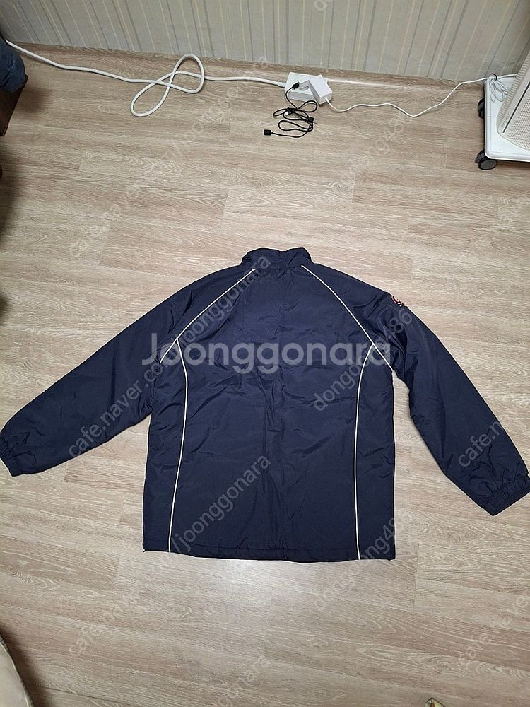 롯데자이언츠 동계 점퍼,루기 모자,아디다스 캡,머플러,...--1