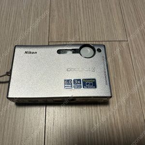 니콘 , 후지 , 올림푸스 디카 여러대 판매합니다. (빈티지 레트로 디지털 카메라)