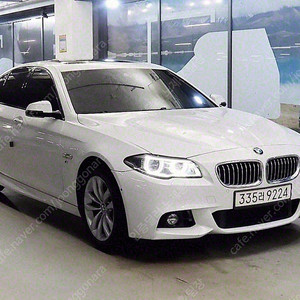 BMW 5시리즈 중고 5시리즈 중고차 BMW 520D 중고 흰색 2016년식 520d M 에어로다이나믹 중고차시세비교