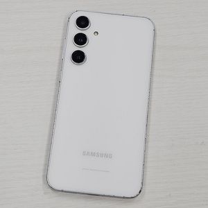 갤럭시S23FE 크림색상 256용량 무잔상 상태좋은폰 28만 판매해요