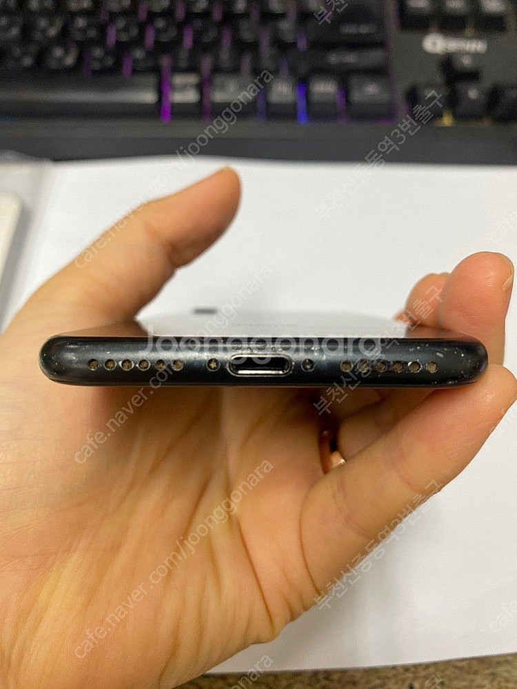 064093 아이폰7 매트블랙 액정SS급 32GB 무잔...--6