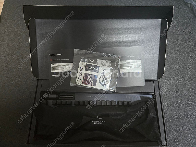ASUS ROG STRIX FLARE II ANIMAT...--1