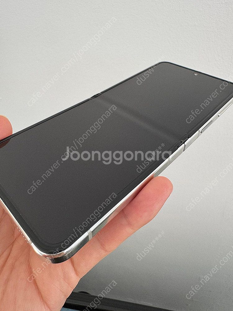 갤럭시Z플립5 화이트색상 512G 중고 단말기 판매합니...--1