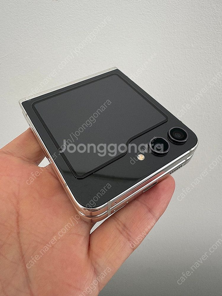 갤럭시Z플립5 화이트색상 512G 중고 단말기 판매합니...--9