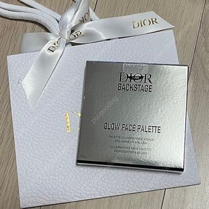 [ 백화점 새상품 ] 디올 글로우 페이스 팔레트 004 로즈골드