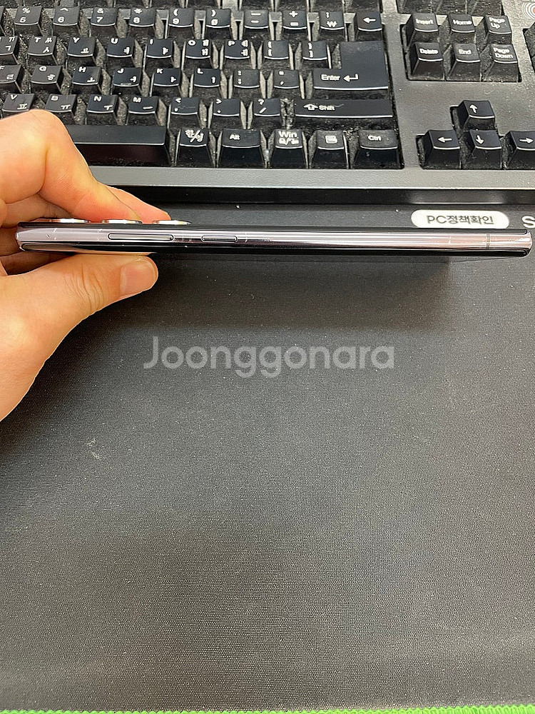 갤럭시S22울트라 블랙 256GB 무잔상 가성비좋은 중...--4