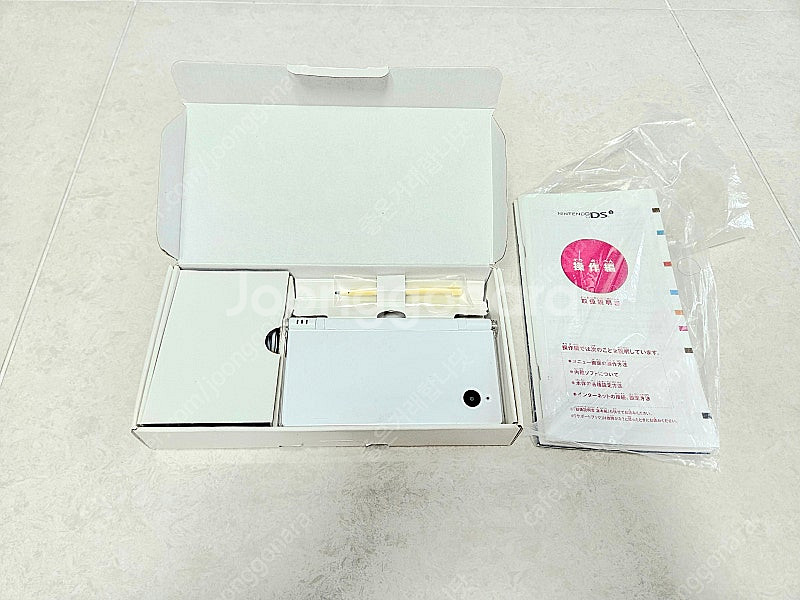 닌텐도 dsi 화이트 A급 풀박+게임많은칩 [한글]--1