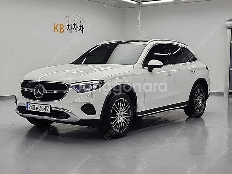 벤츠 GLC 중고 벤츠 GLC클래스 중고 흰색 2023...--0