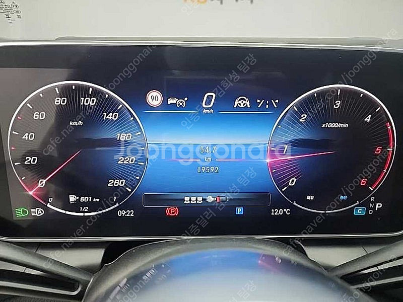 벤츠 GLC 중고 벤츠 GLC클래스 중고 흰색 2023...--7