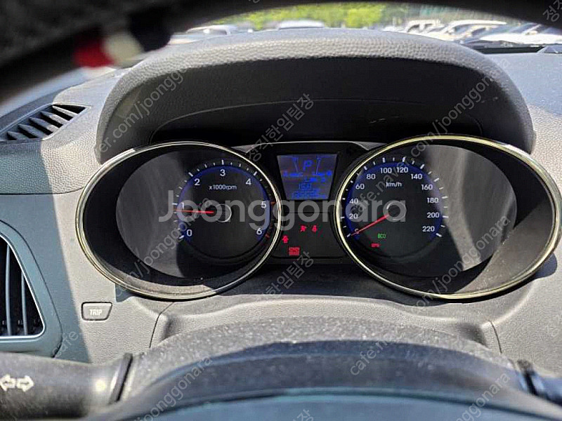 현대 투싼iX 2WD VGT LX20 중고차 판매합니다...--7