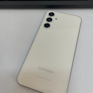 갤럭시퀀텀4 화이트 128GB 무잔상 상태좋은 중고18만팝니다.