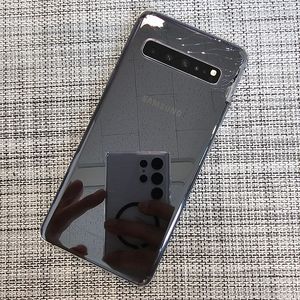 (서브용폰) 갤럭시 S105G 256G 블랙 20년 3월개통 액정파손 기능정상 7만팝니다@@