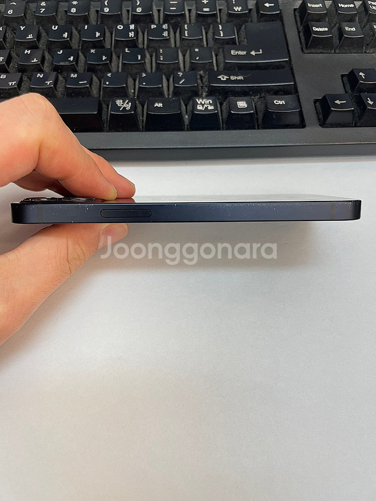 아이폰12미니 블랙 64GB 상태좋은 중고18만팝니다.--4