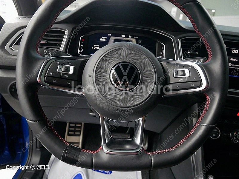 폭스바겐 티록 20 TDI 프레스티지 중고 저렴하게 판...--7