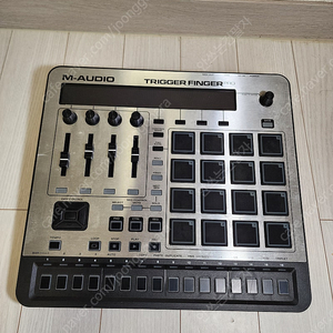 M-audio Trigger finger pro(미디 컨트롤러), firewire 410(오인페)