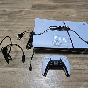 PS5 슬림 디스크에디션 CFI-2018 판매합니다.