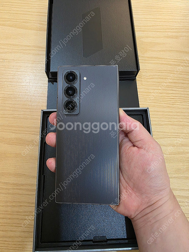 갤럭시z폴드se블랙512gb 자급제폰판매합니다--9
