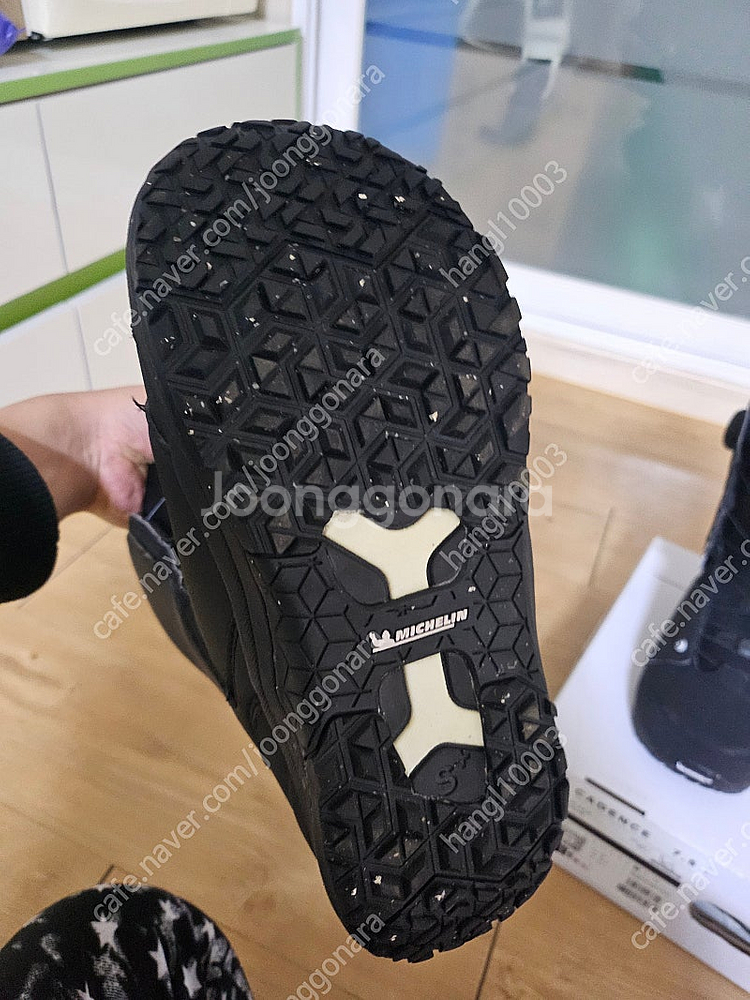 2324 라이드 케이던스 245부츠 판매합니다--0