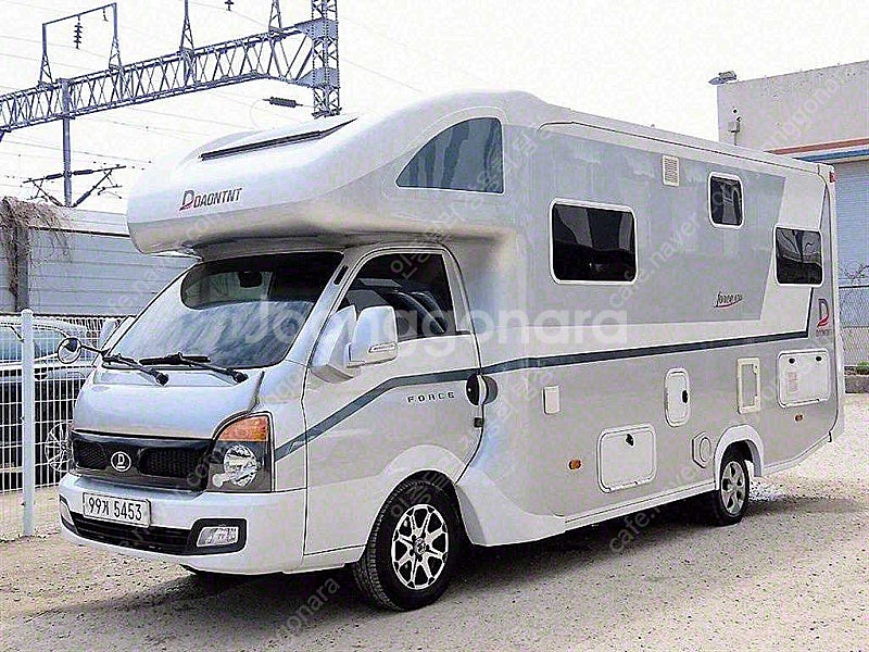 캠핑카 중고 포터2 흰색 2019년식 28,651km ...--3