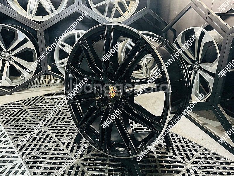 포르쉐 카이엔 958 GTS 21인치 스타일 신품휠--0