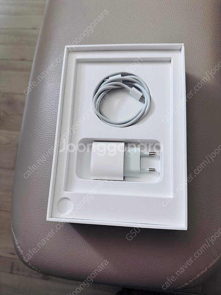 아이패드 미니6 스타라이트 64기가 팝니다--7