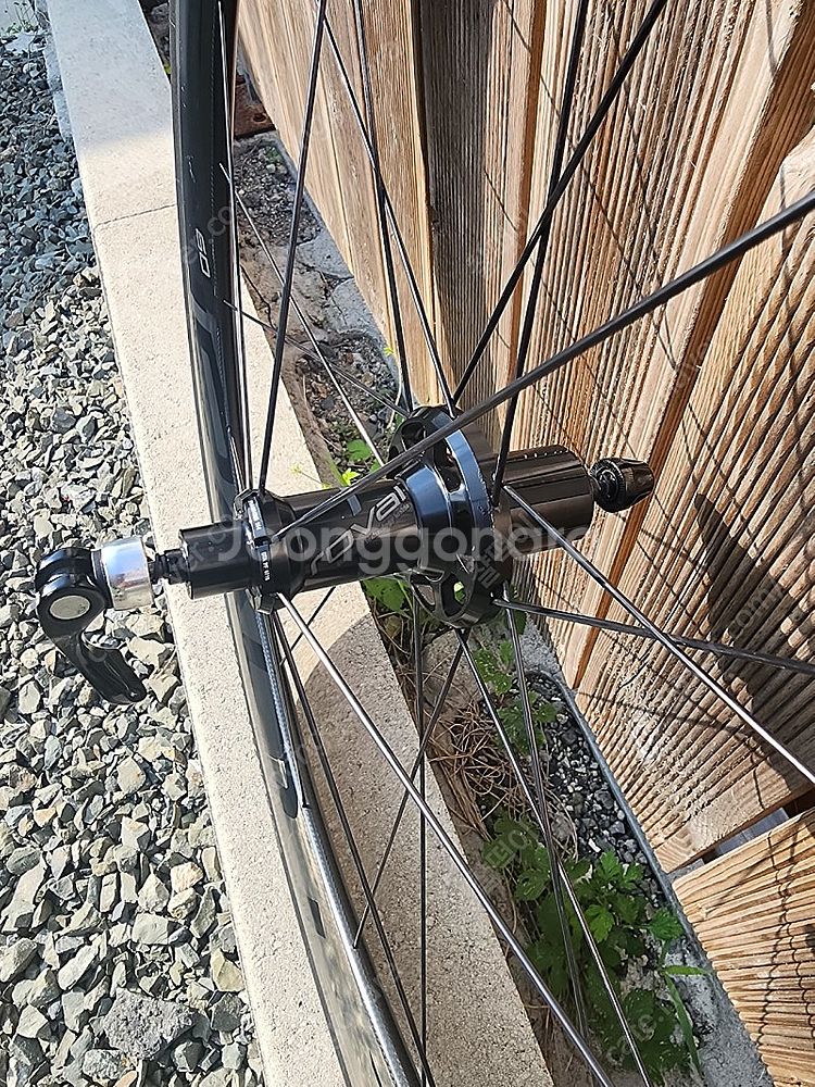 로발 CL60 카본휠셋 판매합니다.--7