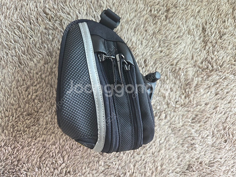 토픽 안장가방--1