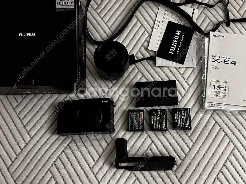 후지필름 x-e4 블랙 + xf18-55 세트--1