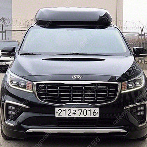 더뉴 카니발 중고 가격 중고 카니발 검정색 2019년식 디젤 9인승 하이리무진 노블레스 스페셜 완벽한 관리로 흠집없어요